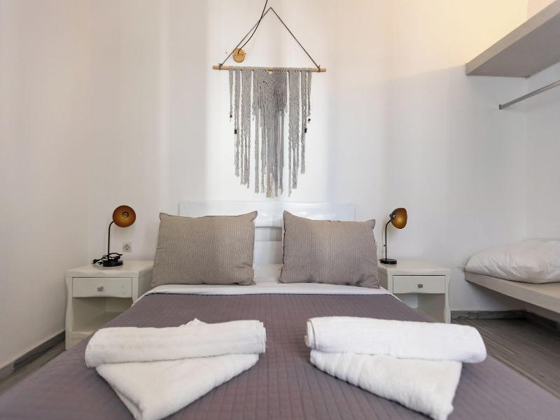 Phaos Santorini Suites image