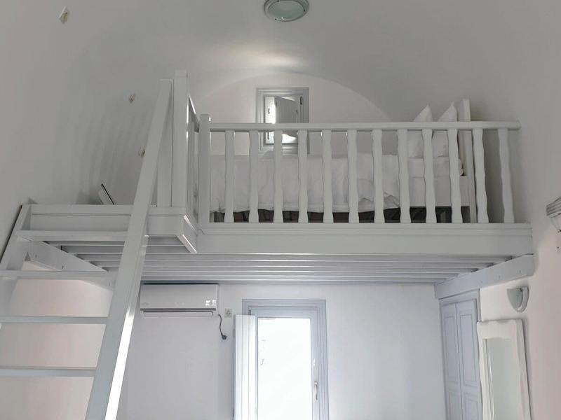 Phaos Santorini Suites image