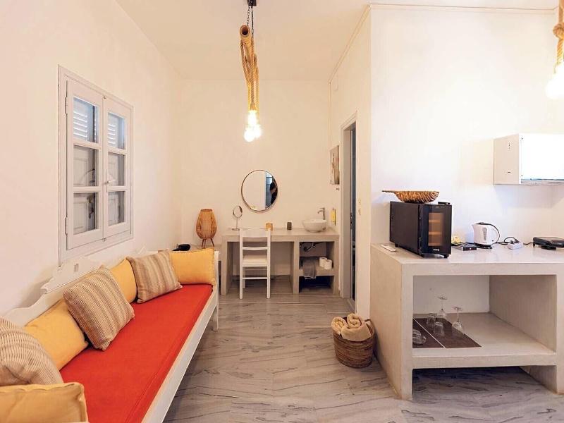 Phaos Santorini Suites image