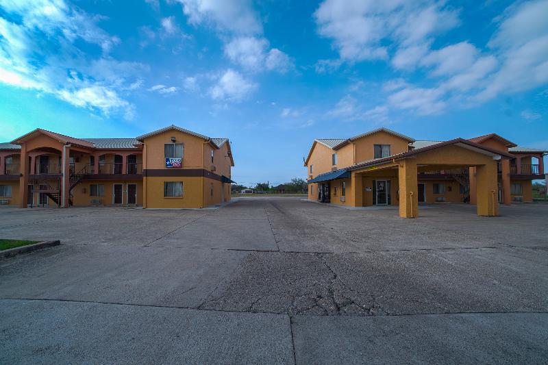 Texas Inn San Benito near Harlingen — photo 2