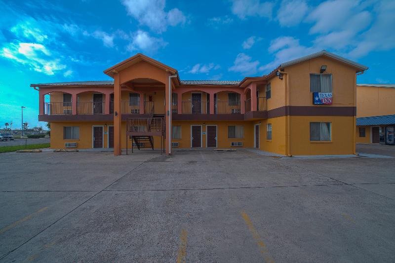 Texas Inn San Benito near Harlingen — photo 4