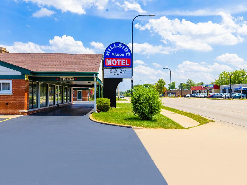 Manor Motel By Oyo Near Oak Brook Chicago 2