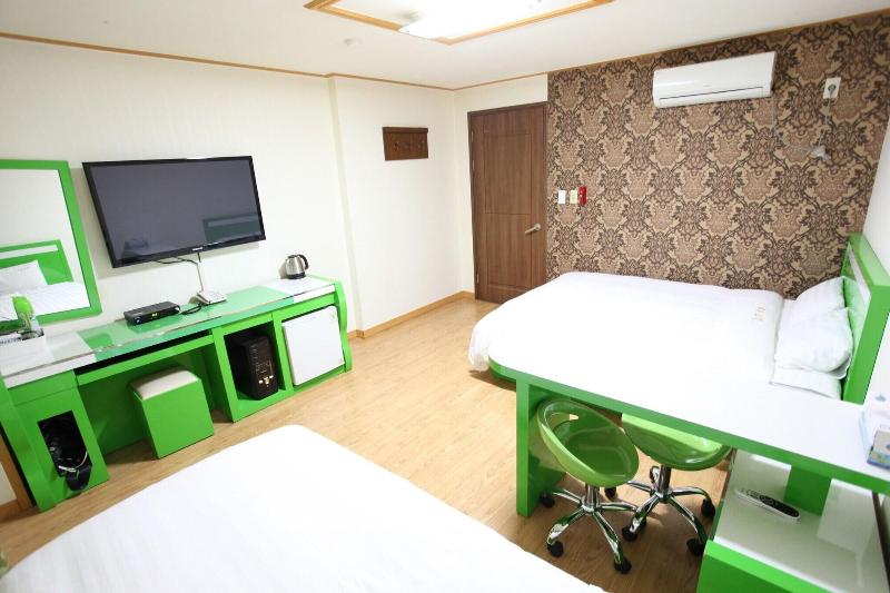 Jeju Happy Hotel 5