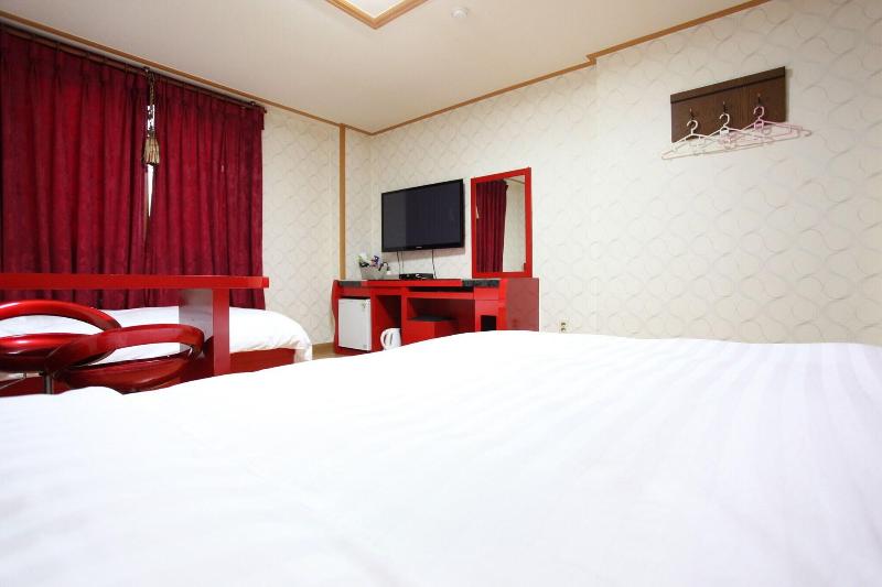 Jeju Happy Hotel — photo 22