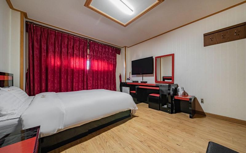 Jeju Happy Hotel — photo 45