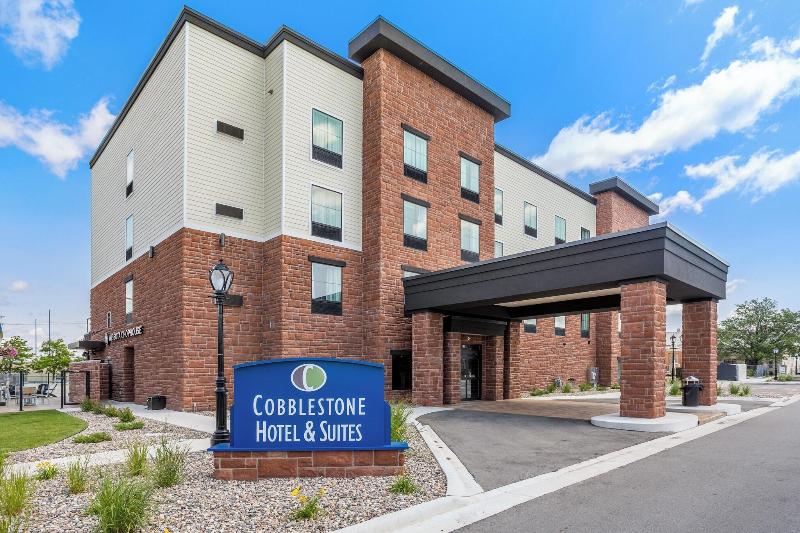 Cobblestone Hotel & Suites - De Pere image