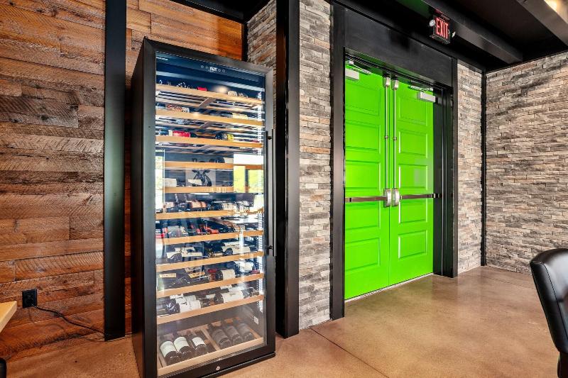 Cobblestone Hotel & Suites - De Pere image