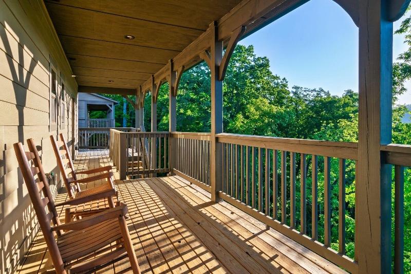 Hummingbird Hill Vista- Pool Hottub View — photo 74