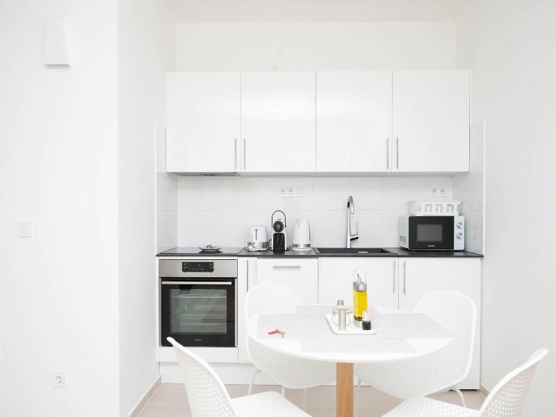 Elisabeth Downtown Residence image