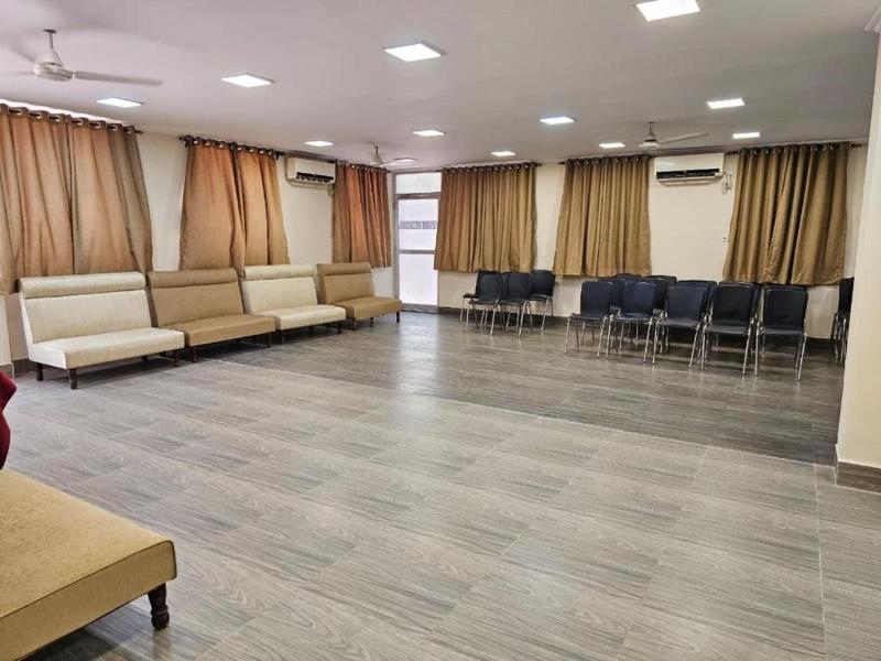 Oyo 10890 Malik Guest House