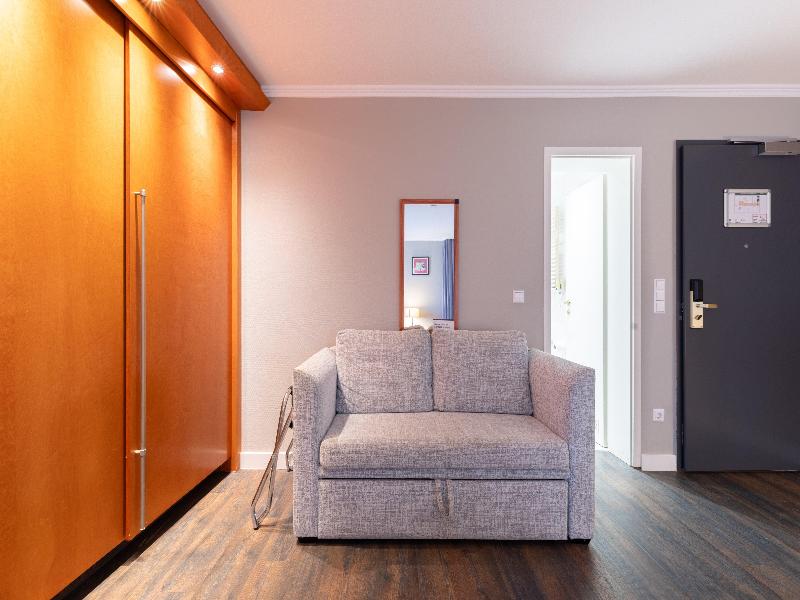 Garner Hotel Friedrichshafen by IHG image