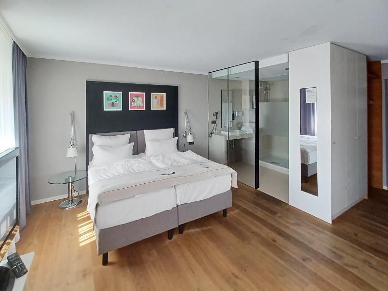 Garner Hotel Friedrichshafen by IHG image