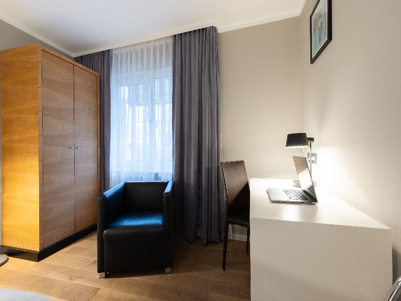 Garner Hotel Friedrichshafen by IHG image