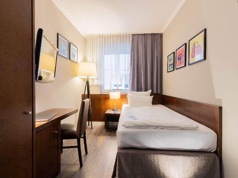 Garner Hotel Friedrichshafen by IHG image