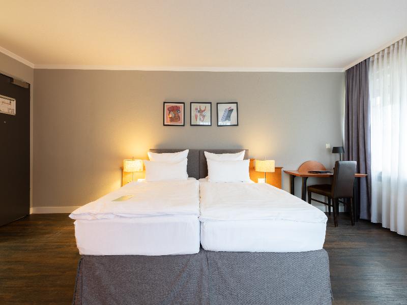 Garner Hotel Friedrichshafen by IHG image