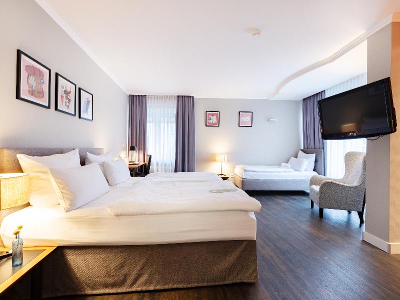 Garner Hotel Friedrichshafen by IHG image
