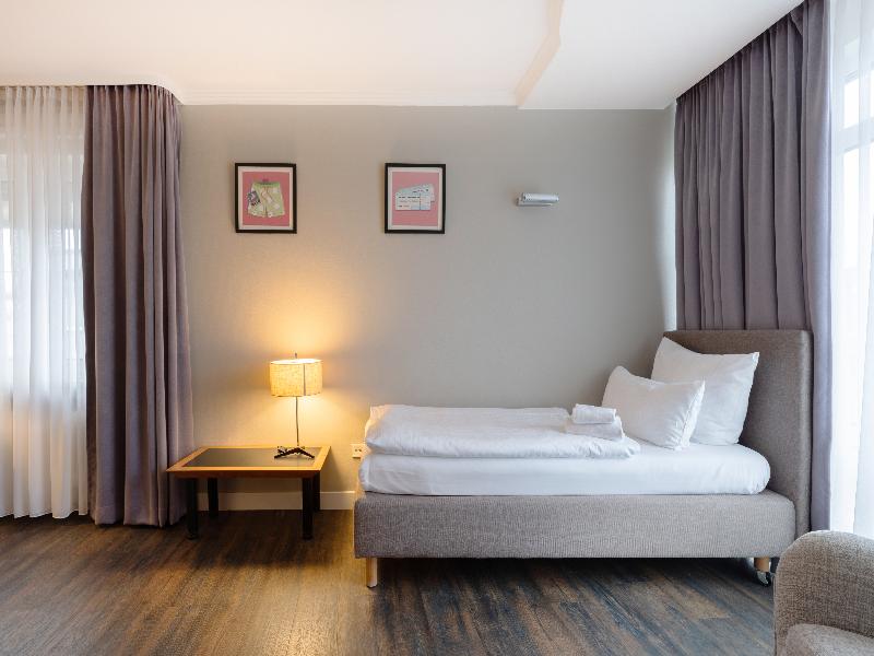 Garner Hotel Friedrichshafen by IHG image