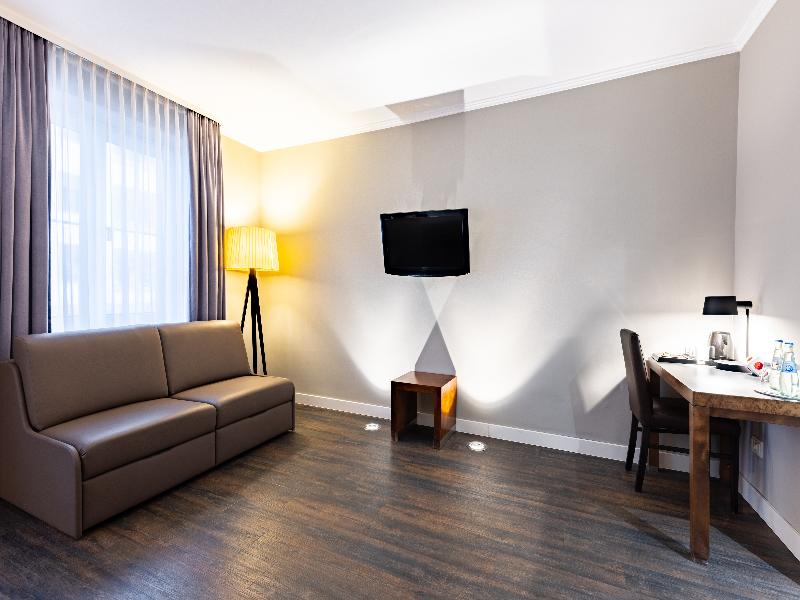 Garner Hotel Friedrichshafen by IHG image