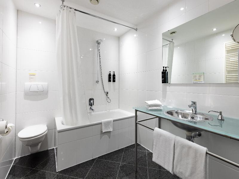 Garner Hotel Friedrichshafen by IHG image