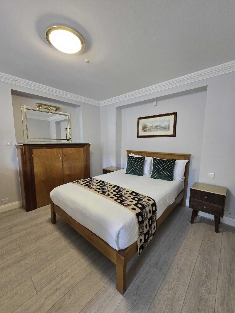 Aspen Apartments image