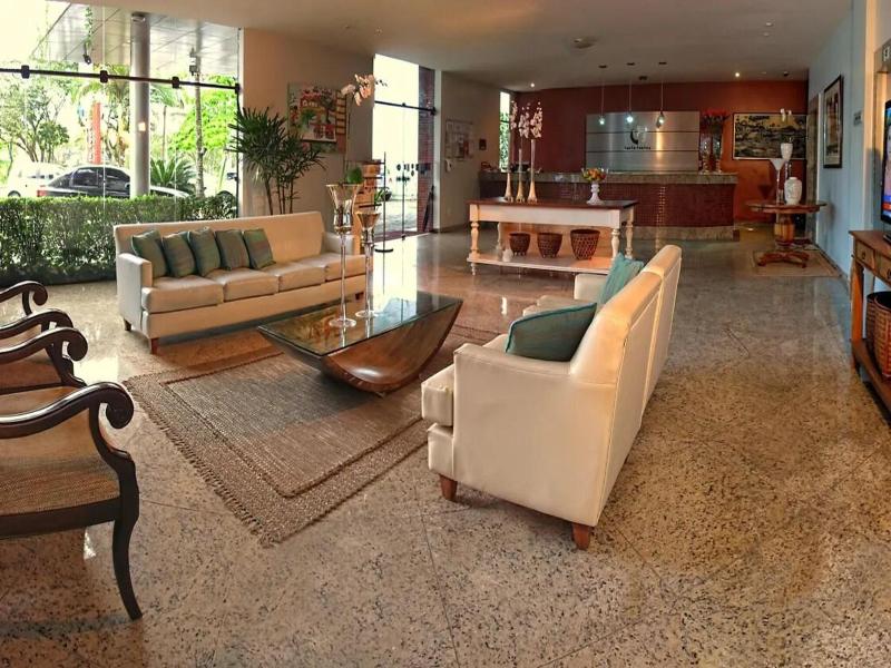 Tarik Fontes Plaza Hotel