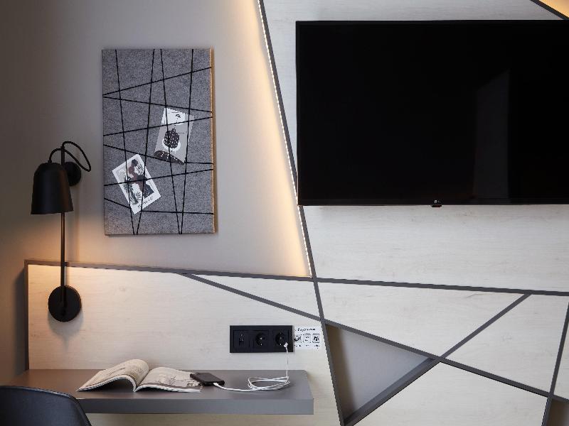 Candlewood Suites Dusseldorf Airport image