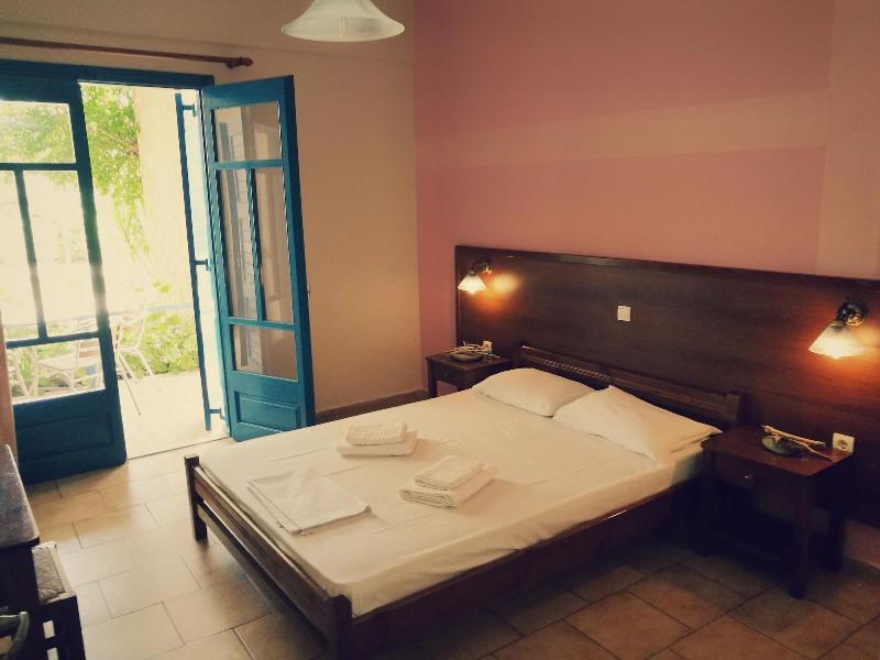 Apollo Beach Hotel image