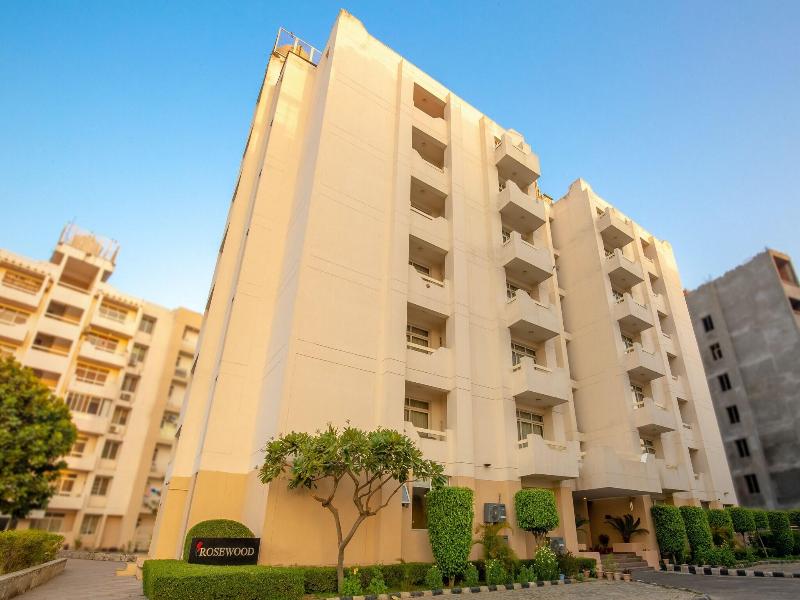 Rosewood Apartment Hotel image