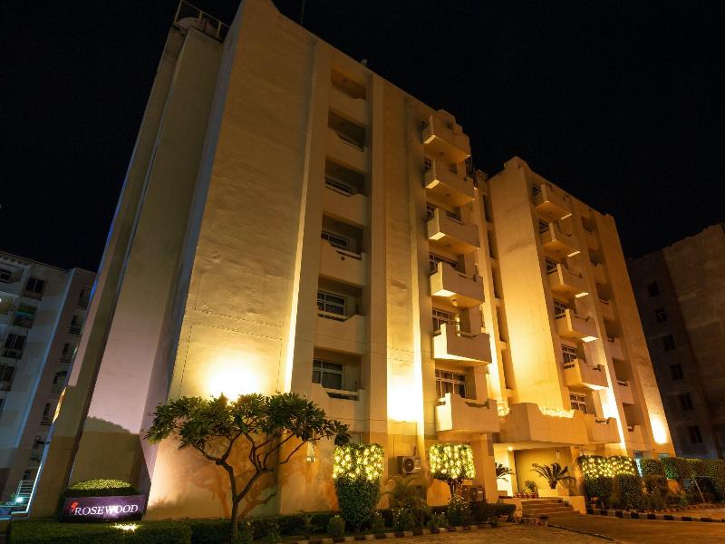 Rosewood Apartment Hotel image