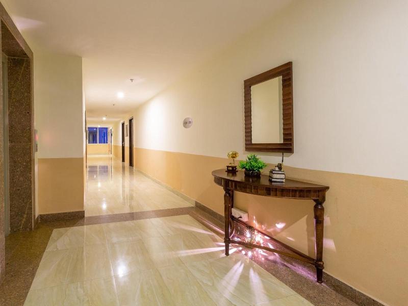 Rosewood Apartment Hotel image