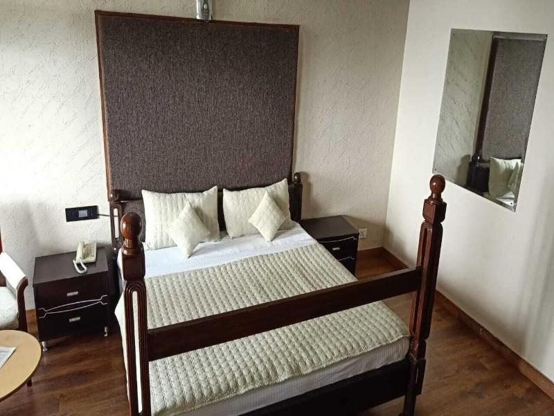 Dunn Perk Manor image