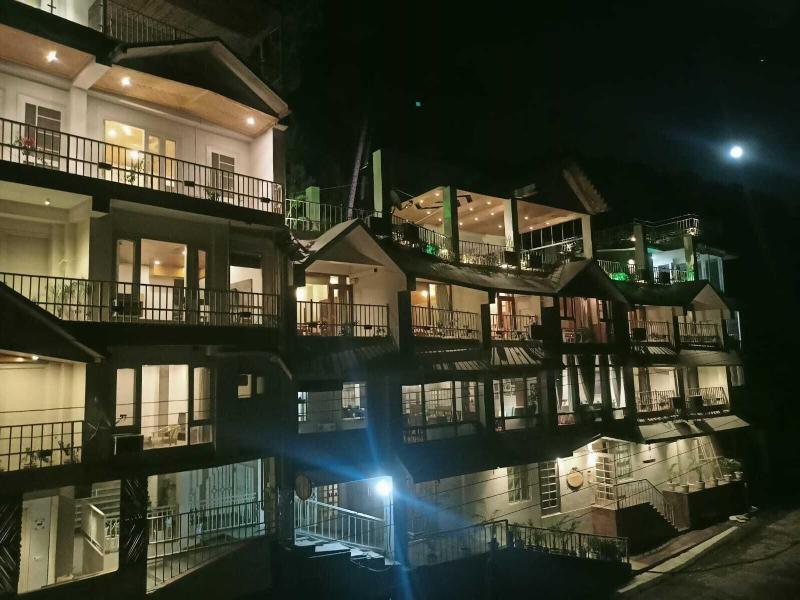 Dunn Perk Manor image