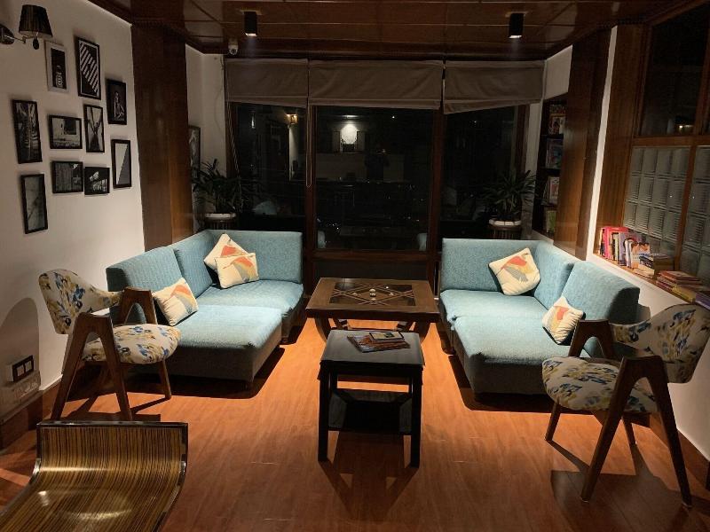 Dunn Perk Manor image