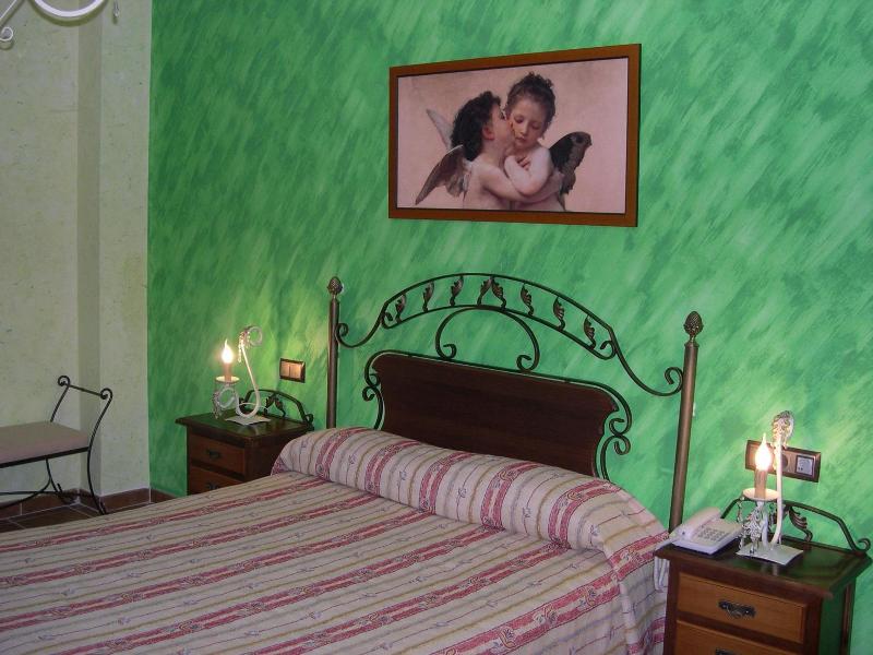 Hotel El Doncel image