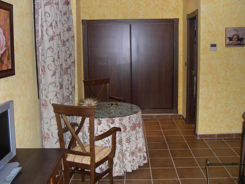 Hotel El Doncel image