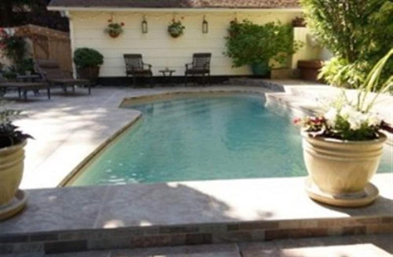 R R Guesthouse
