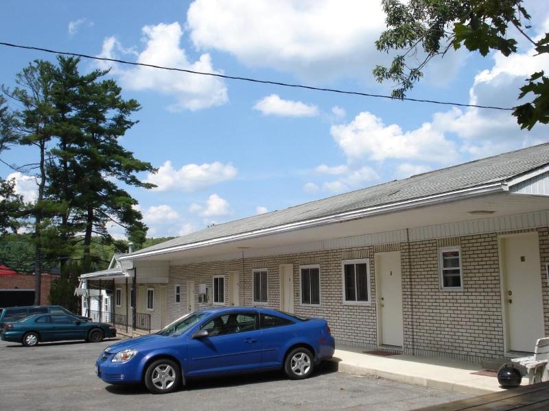 Cedar Grove Motel