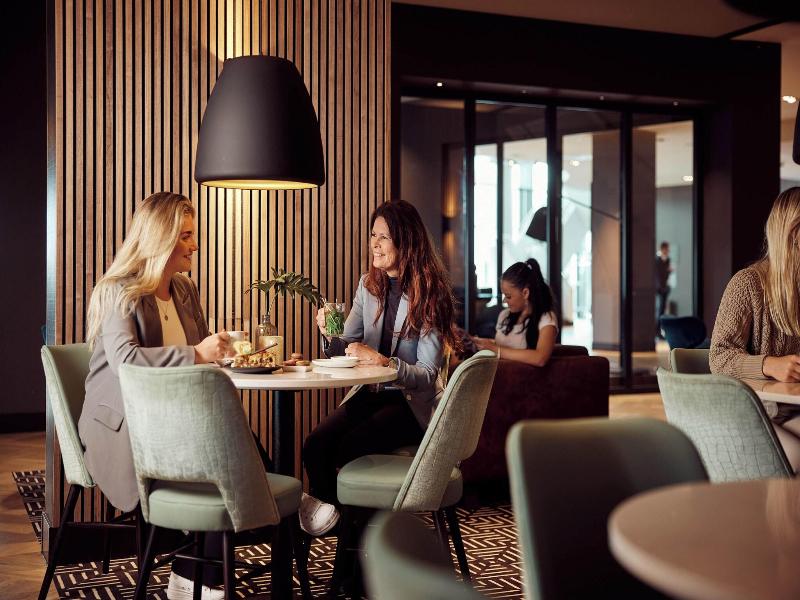 Van Der Valk Hotel Veenendaal image