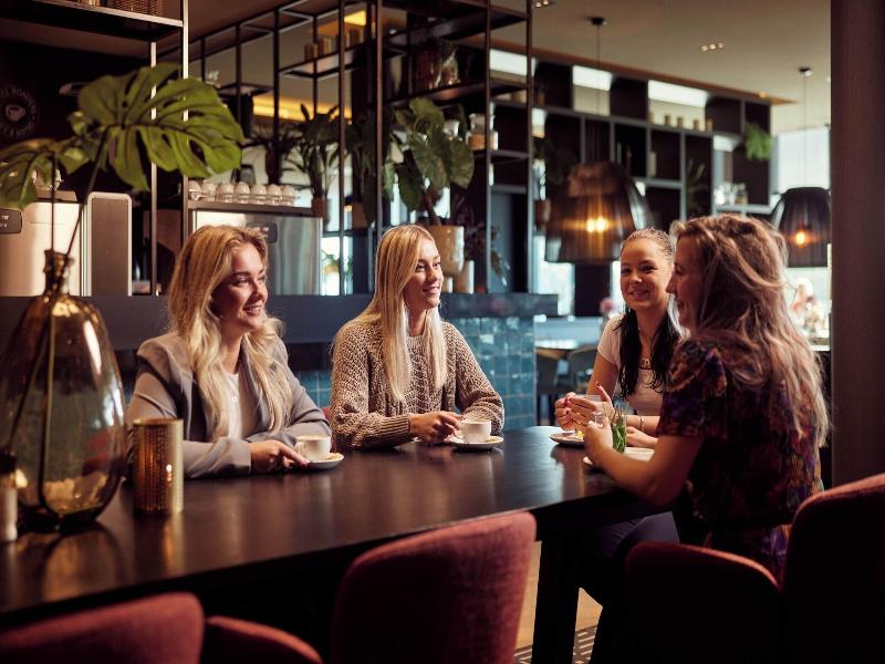 Van Der Valk Hotel Veenendaal image