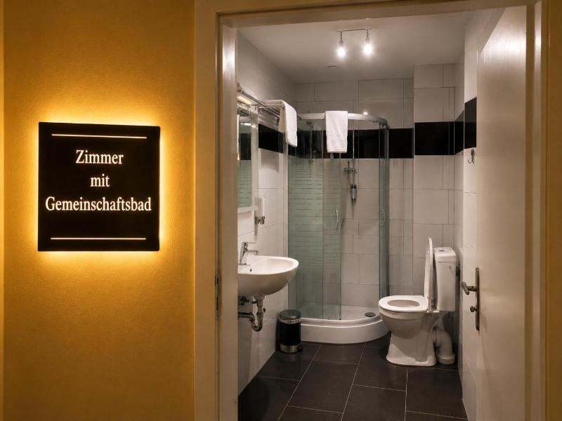 Hotel Mona image