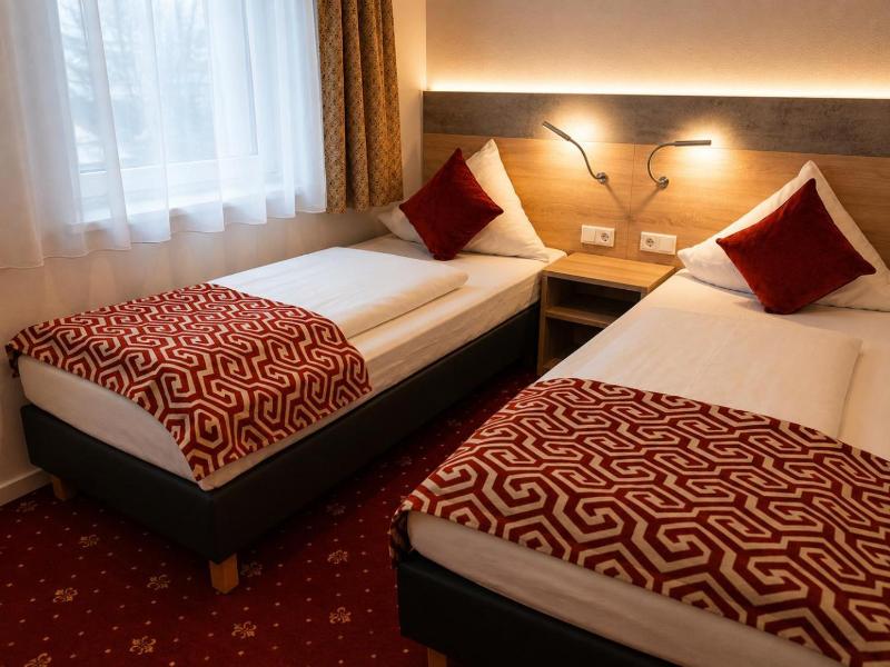 Hotel Mona image