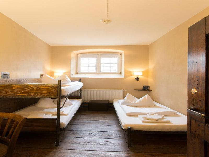 Hotel Fronfeste image