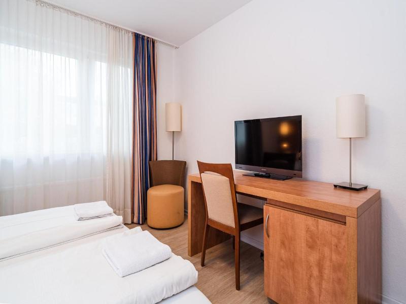 G & L Hotel Dortmund image