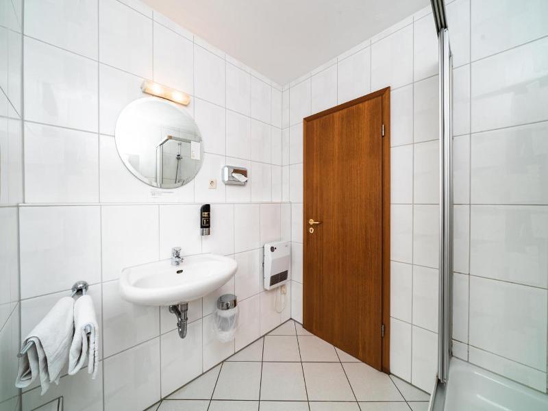 G & L Hotel Dortmund image