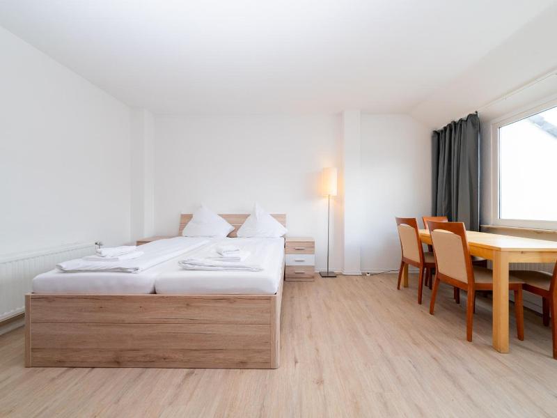G & L Hotel Dortmund image