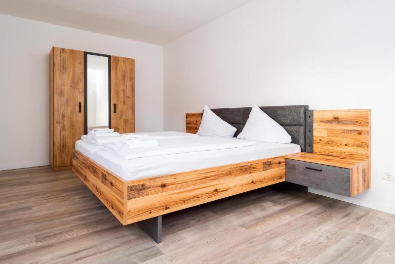 G & L Hotel Dortmund image