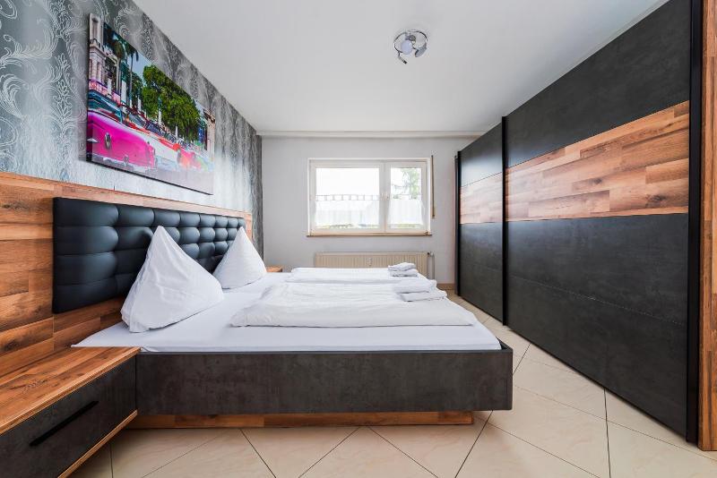 G & L Hotel Dortmund image