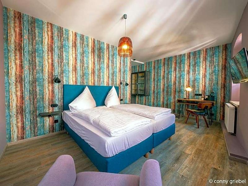 Weinbar Und Hotel Fahraway