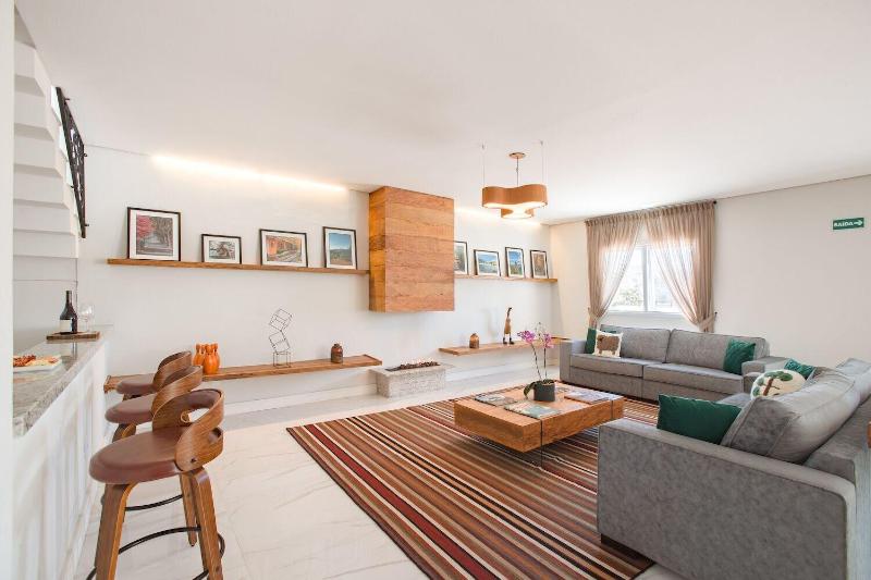 Altitude Lodge image