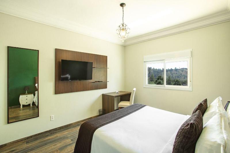 Altitude Lodge image